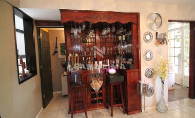 Real de Arboledas,Miraflores: Amplia y comoda casa 3 recamaras.