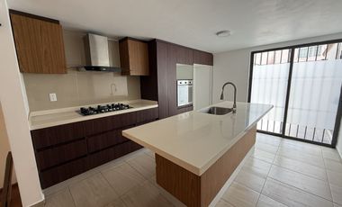 Casa en venta en San Mateo con ubicación estratégica ideal para familias