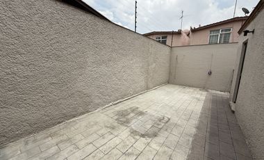 Casa en venta en San Mateo con ubicación estratégica ideal para familias