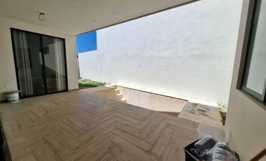 CASA EN VENTA MERIDA, CONKAL EN PRIVADA MEDITERRANEA VIVANTA, 1 PLANTA, LISTA