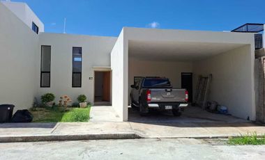 CASA EN VENTA MERIDA, CONKAL EN PRIVADA MEDITERRANEA VIVANTA, 1 PLANTA, LISTA
