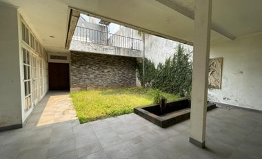 Dijual Rumah Mewah di Jalan Bunga Cente, Cipete,  Jakarta Selatan