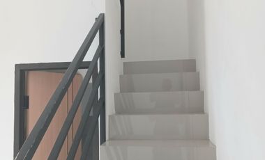 Rumah Mewah Siap HUni 2 lantai