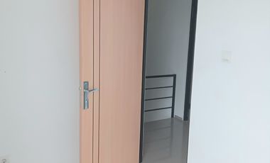 Rumah Mewah Siap HUni 2 lantai