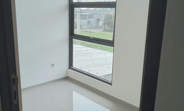 Rumah Mewah Siap HUni 2 lantai