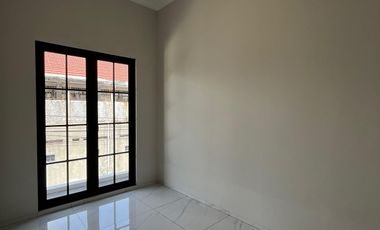 Rumah Baru  Minimalis Modern di Tengah Kota Bandung harga cuman 2 M