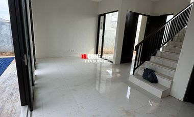 DIJUAL RUMAH BARU ADA KOLAM RENANG PRIBADI CITRAGRAND CITY