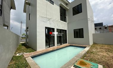 DIJUAL RUMAH BARU ADA KOLAM RENANG PRIBADI CITRAGRAND CITY