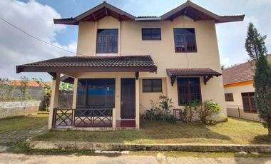 Villa Strategis di Indo Alam Puncak Cipanas