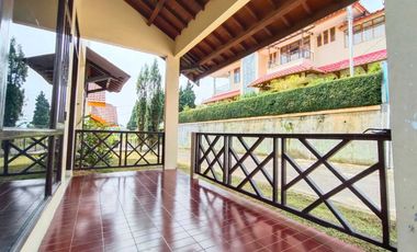 Villa Strategis di Indo Alam Puncak Cipanas