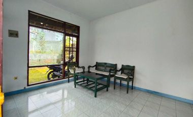 Villa Strategis di Indo Alam Puncak Cipanas