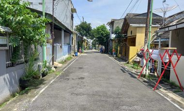 Rumah strategis dijual dekat Rs Kusuma Ungaran, Lt 120m2