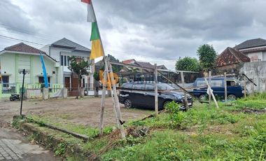 TANAH LUAS DI KOTA JOGJA, COCOK UNTUK USAHA, 8 MENIT KE MALIOBORO