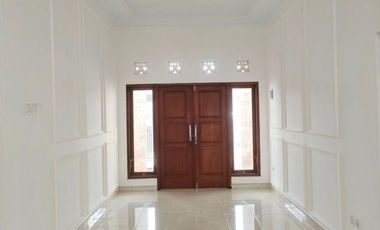 Rumah selangkah ke UMY lingkungan komplek