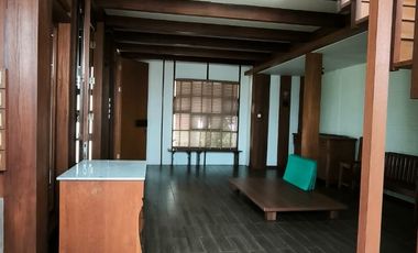 JUAL RUMAH KAYU 2 LANTAI DI HLA CLUSTER CIMAHI ADA KELEBIHAN TAMAN