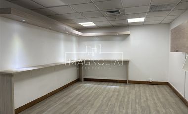 Oficina en Arriendo en A pasos del Metro Tobalaba, MUT, ...