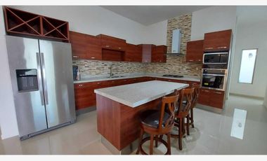 Casa en renta en Country Club Residencial, Saltillo, Coahuila de Zaragoza