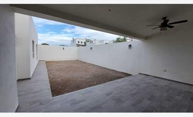 Casa en renta en Country Club Residencial, Saltillo, Coahuila de Zaragoza