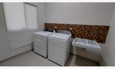 Casa en renta en Country Club Residencial, Saltillo, Coahuila de Zaragoza