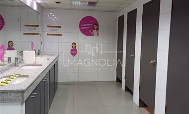 Oficina en Arriendo en A pasos del metro Pedro de Valdivia