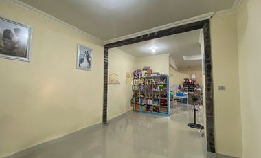 RUMAH MURAH, SIAP HUNI, TANAH LUAS DEKAT PASAR GENTAN DI SLEMAN