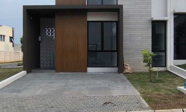 Rumah disewakan di Serpong, Tangerang Selatan