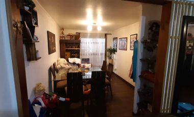 Amplia  casa cercana a metro y municipalidad Conchalí