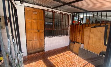 SE VENDE CASA VILLA LA OBRA  PUENTE ALTO