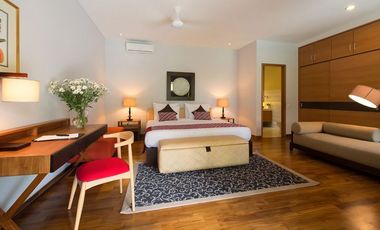Villa Mewah 2 Unit Lokasi Premium Dekat Pantai Seminyak Bali