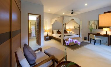 Villa Mewah 2 Unit Lokasi Premium Dekat Pantai Seminyak Bali