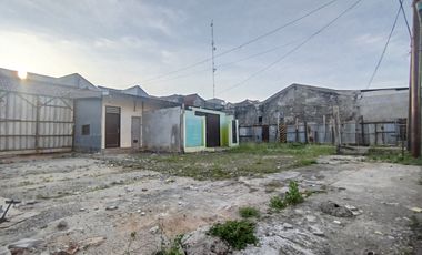 Tanah lebar persegi di pinggir jalan utama pondok aren bintaro