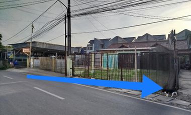 Tanah lebar persegi di pinggir jalan utama pondok aren bintaro