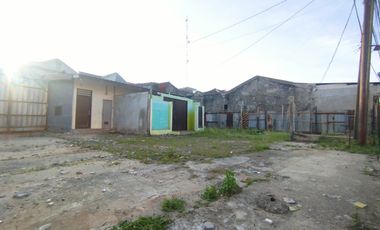 Tanah lebar persegi di pinggir jalan utama pondok aren bintaro