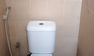 Jual Murah Apartemen Secondary 2BR di Apartemen Menteng Square, Luas 33m², Matraman, Jakarta Timur