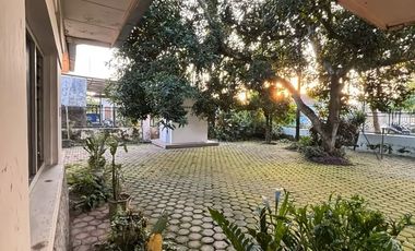 BU , NEGO Keras ,Di Jual Rumah Hook Strategis di Pusat Kota Blitar