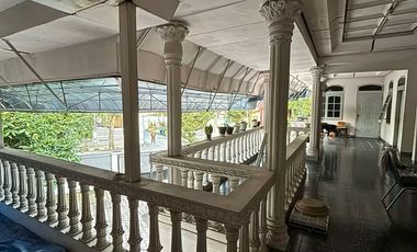 BU , NEGO Keras ,Di Jual Rumah Hook Strategis di Pusat Kota Blitar