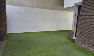 Se renta propiedad ideal para casa u oficinas.