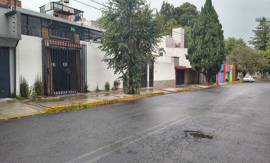 Se renta propiedad ideal para casa u oficinas.