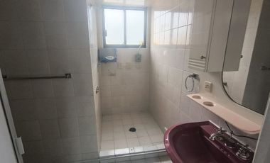 Se renta propiedad ideal para casa u oficinas.