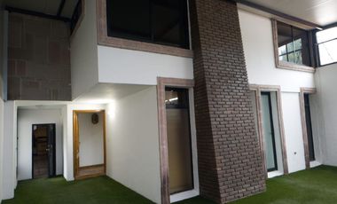 Se renta propiedad ideal para casa u oficinas.