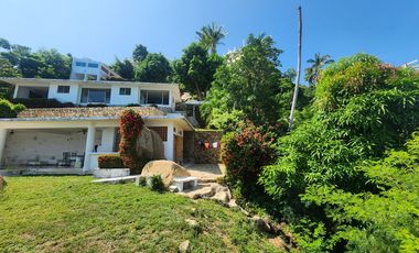 RESIDENCIA CON VISTA AL MAR