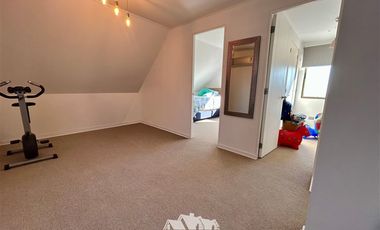 Casa en Venta en Quebrada de Macul con las Perdices