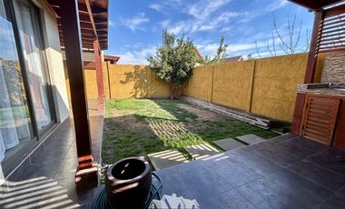 Casa en Venta en Quebrada de Macul con las Perdices