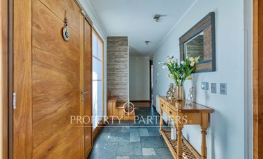 Venta de hermosa y amplia casa en Las Pircas, Peñalolen