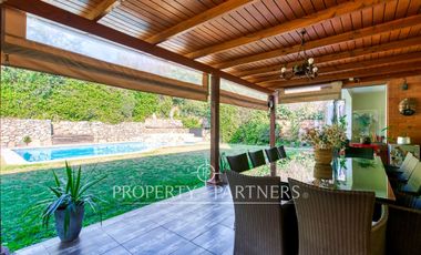 Venta de hermosa y amplia casa en Las Pircas, Peñalolen
