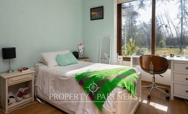 Amplia propiedad en Pirque con hermoso Jardín (ARRIENDO DISPONIBLE DESDE ENERO 2026)