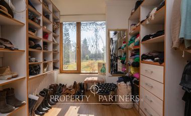 Amplia propiedad en Pirque con hermoso Jardín (ARRIENDO DISPONIBLE DESDE ENERO 2026)