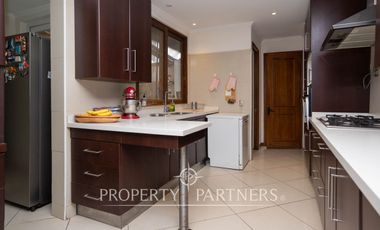 Amplia propiedad en Pirque con hermoso Jardín (ARRIENDO DISPONIBLE DESDE ENERO 2026)