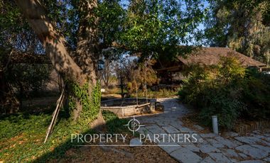 Amplia propiedad en Pirque con hermoso Jardín (ARRIENDO DISPONIBLE DESDE ENERO 2026)