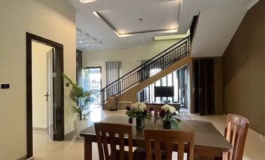 Rumah Mewah di Villa Garden, Pekanbaru